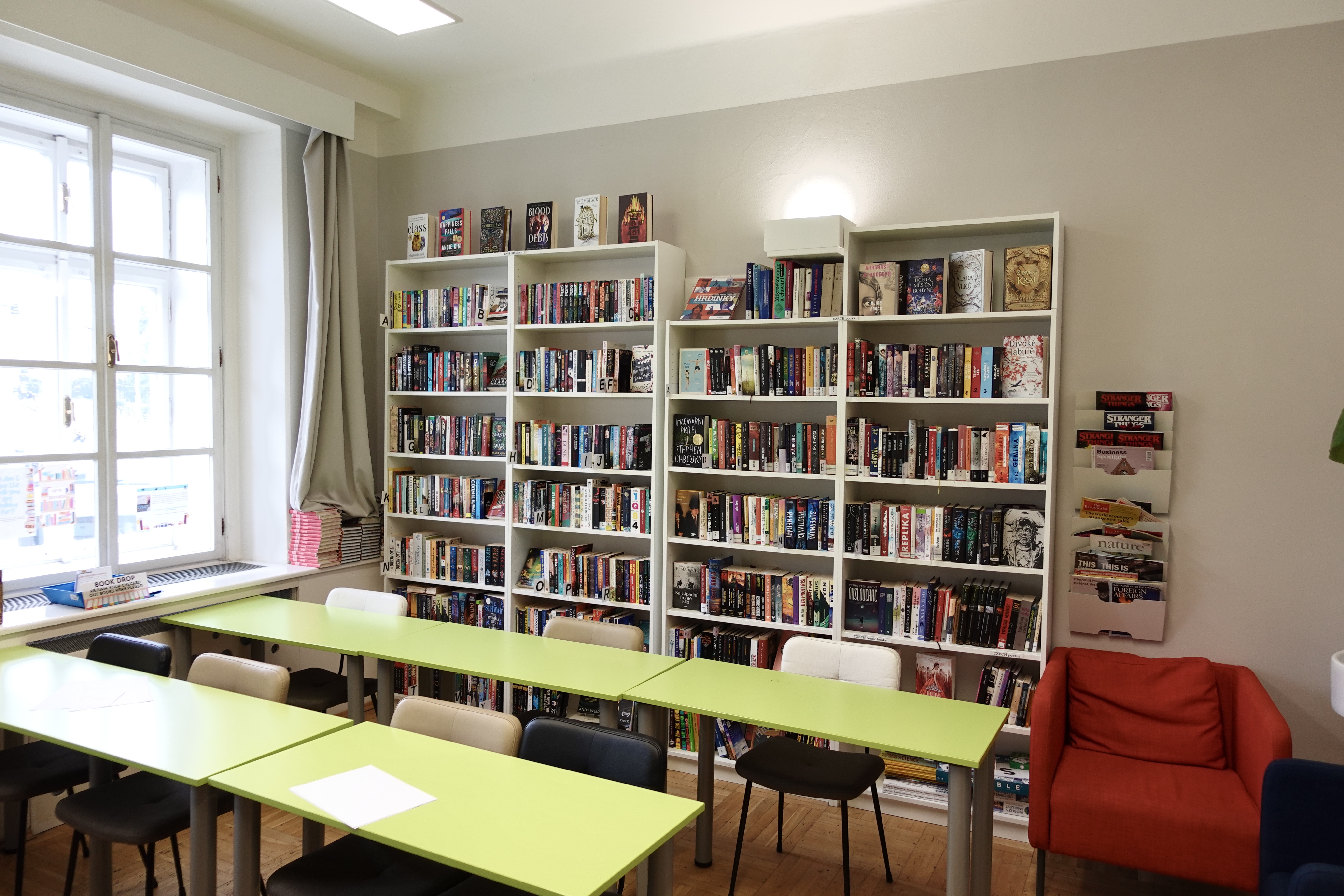 Letenská, school library